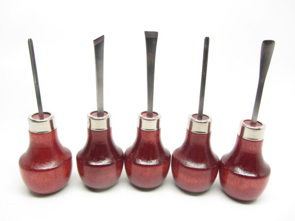 Five-piece set of mini wood carving tools from UJ Ramelson